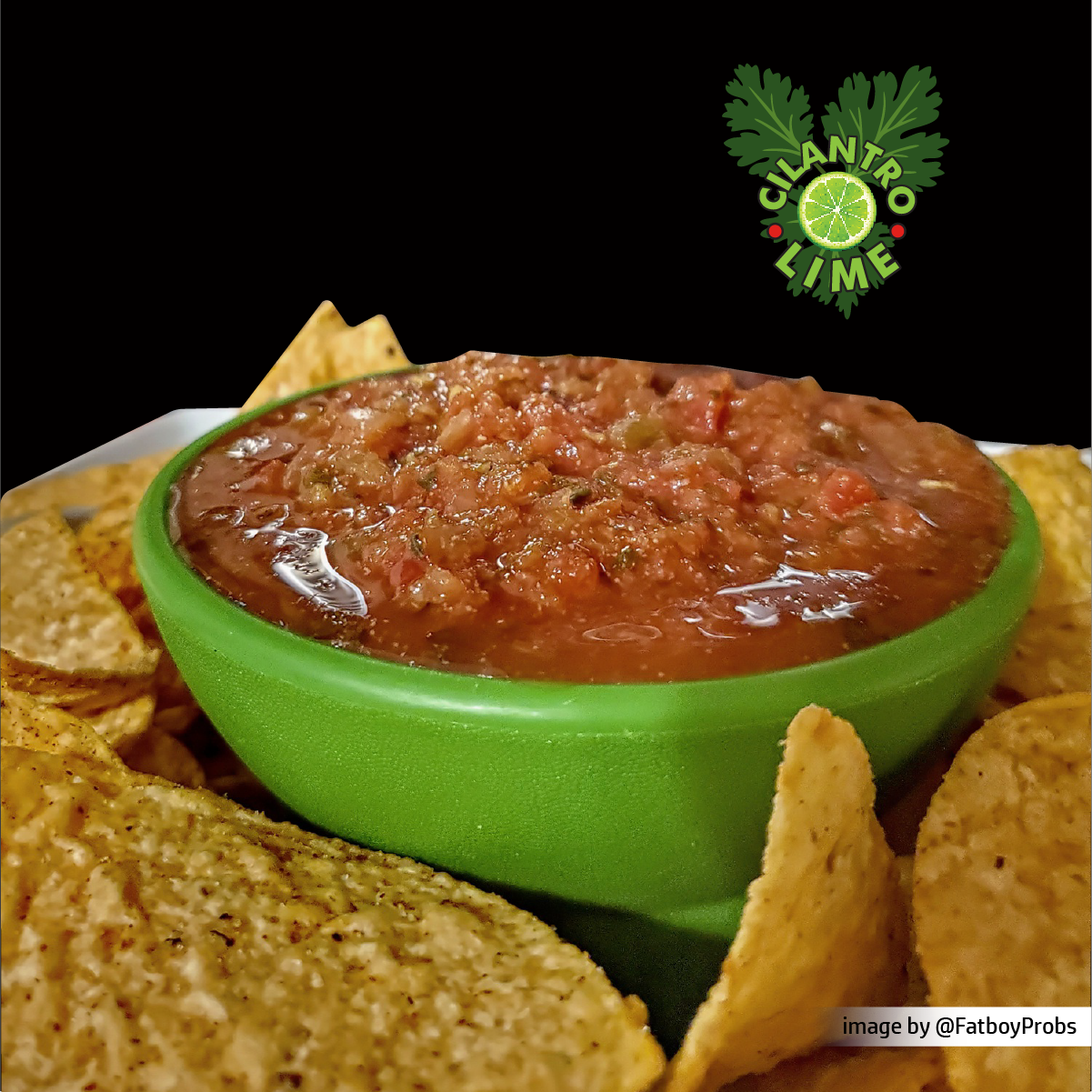 2 gringos chupacabra limantro salsa and original chips