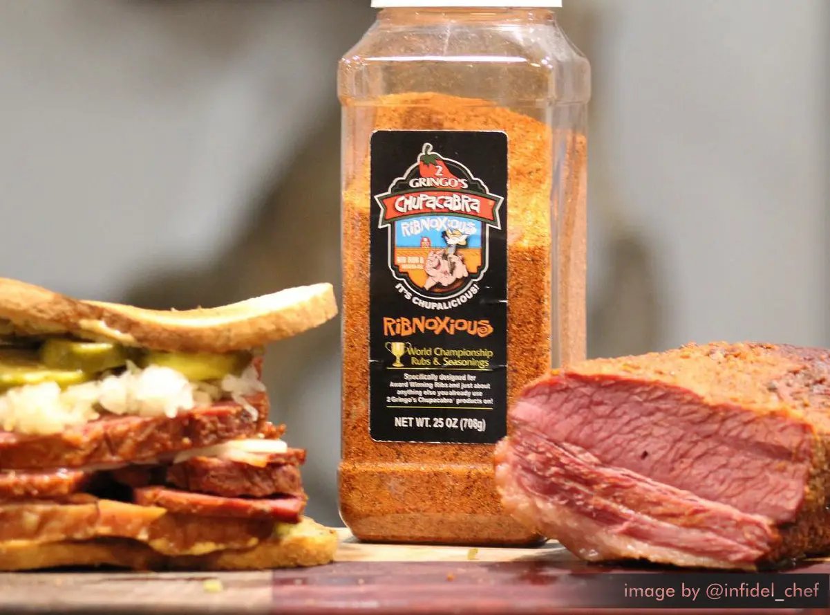 meat seasoned with ribnoxious sandwich